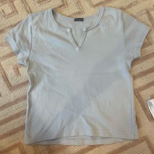 Short sleeve light blue top